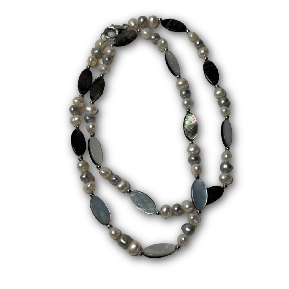 Estate Mother of Pearl & Freshwater Pearl Beaded Necklace